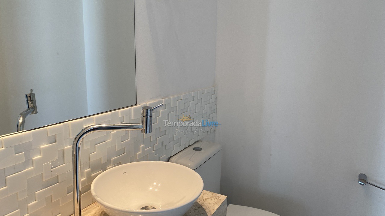 Apartamento para alquiler de vacaciones em Itapema (Meia Praia)