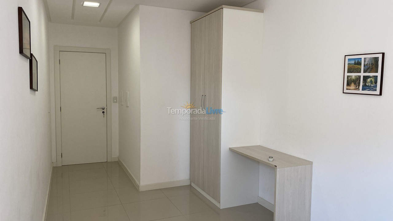 Apartamento para alquiler de vacaciones em Itapema (Meia Praia)