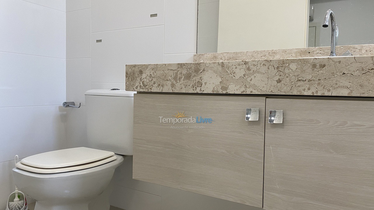 Apartamento para alquiler de vacaciones em Itapema (Meia Praia)