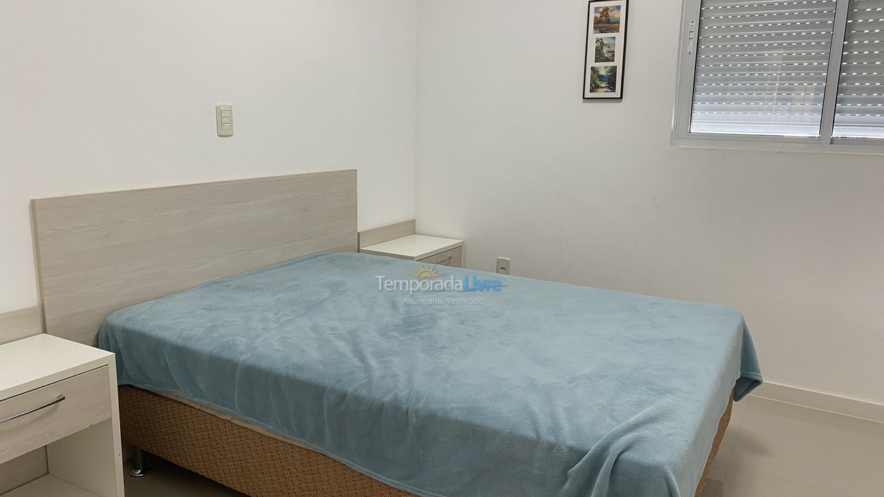 Apartamento para alquiler de vacaciones em Itapema (Meia Praia)