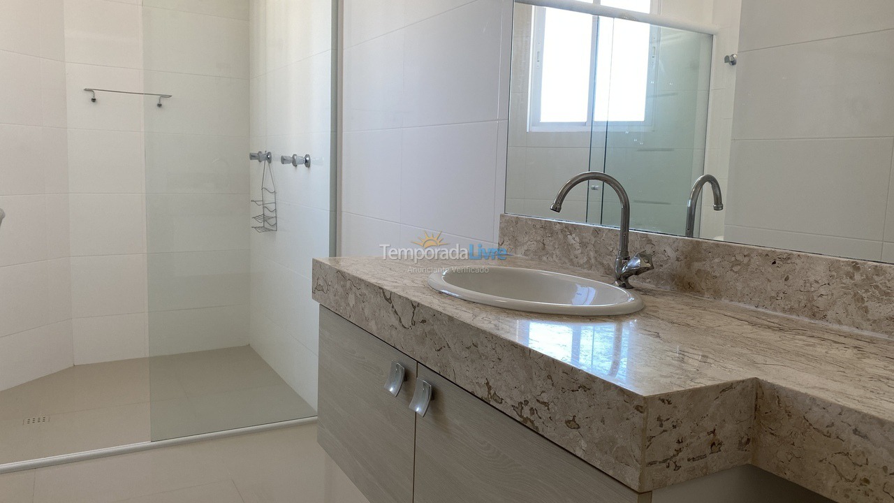 Apartamento para alquiler de vacaciones em Itapema (Meia Praia)