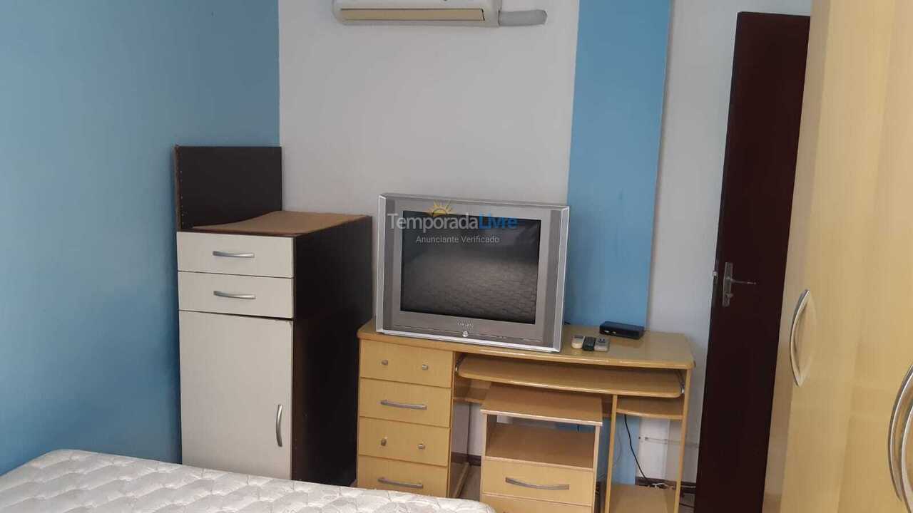 Apartamento para aluguel de temporada em Itapema (Meia Praia)