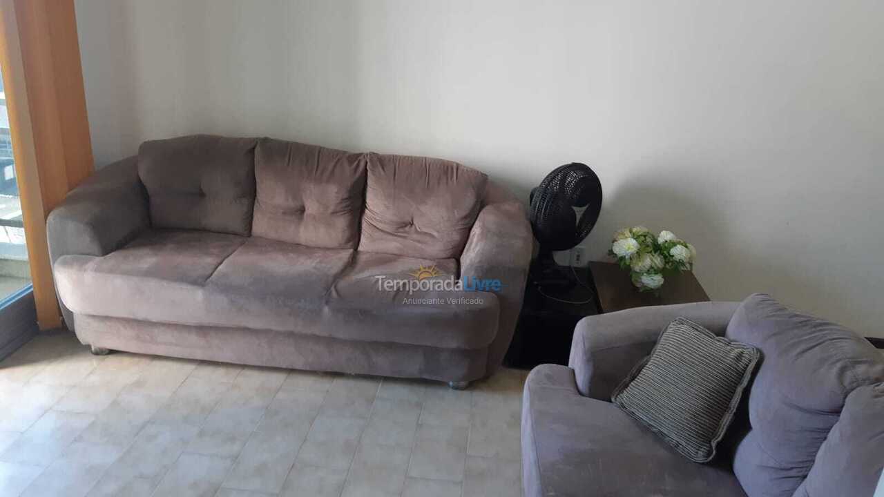 Apartamento para aluguel de temporada em Itapema (Meia Praia)