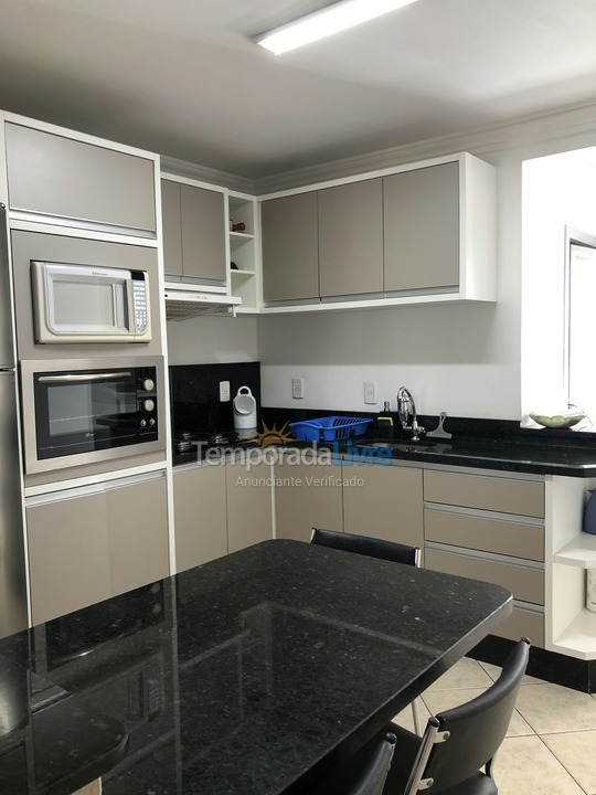 Apartamento para alquiler de vacaciones em Balneário Camboriú (Praia Central)
