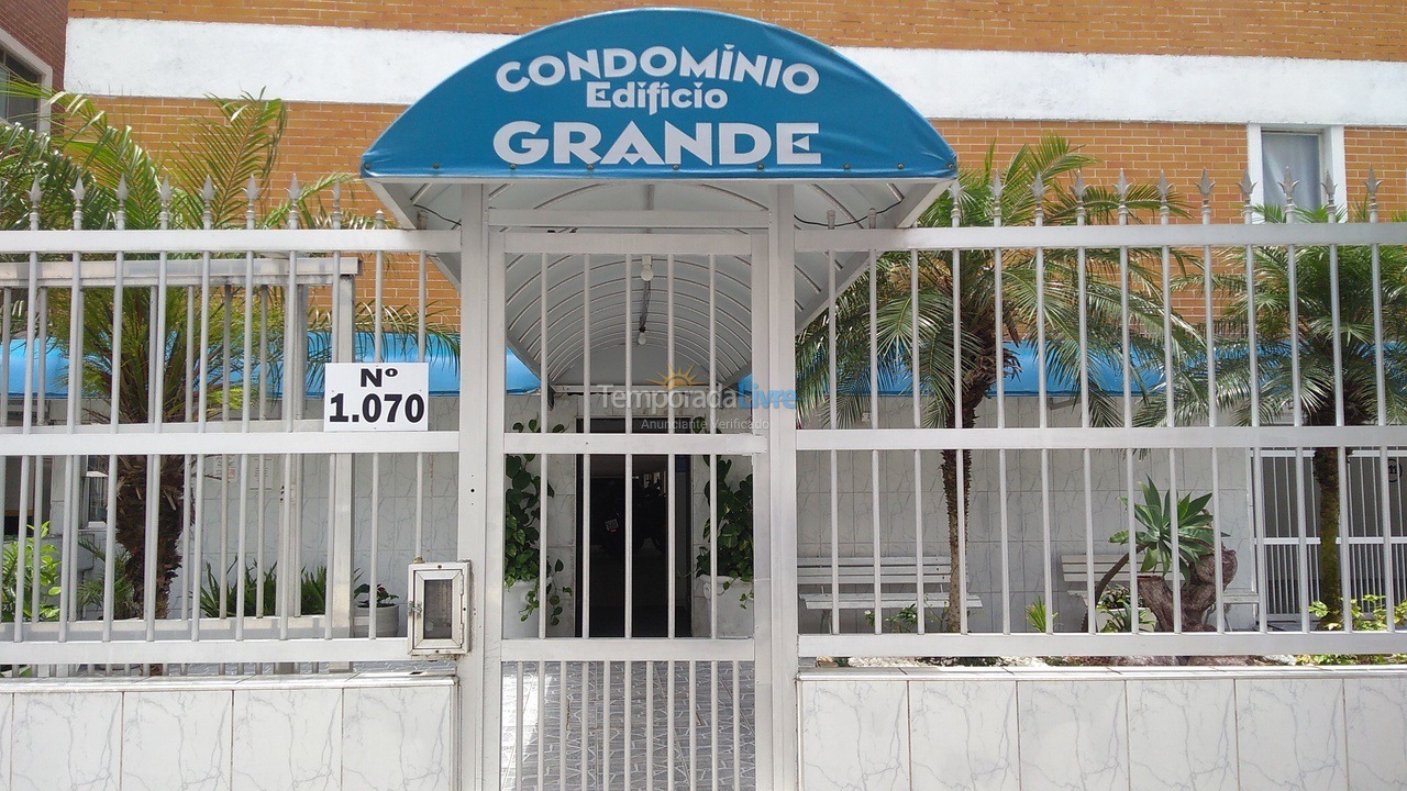 Apartamento para aluguel de temporada em Praia Grande (Vila Tupi)