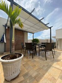 Linda casa com piscina em São Roque