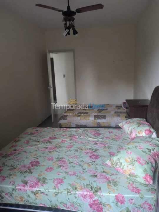 Apartamento para aluguel de temporada em Praia Grande (Guilhermina)