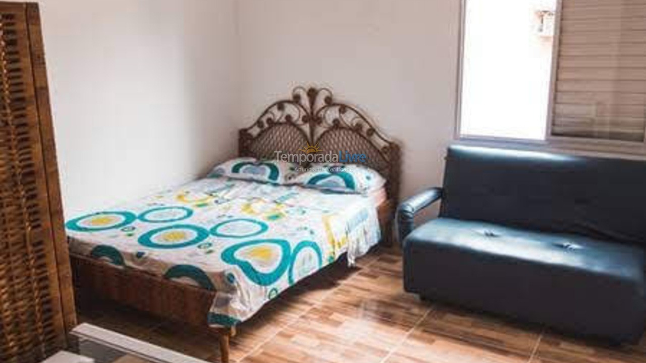 Apartamento para aluguel de temporada em Guarujá (Enseada)