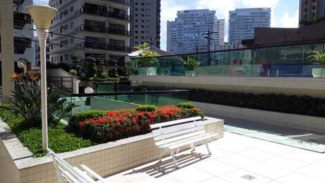 Apartamento Astúrias, c/ piscina e wifi, 2 vagas de garagem.(Guarujá)