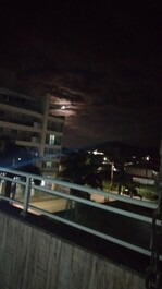 Great house overlooking the beach and overlooking the island of Florianópolis, capital of Santa Catarina