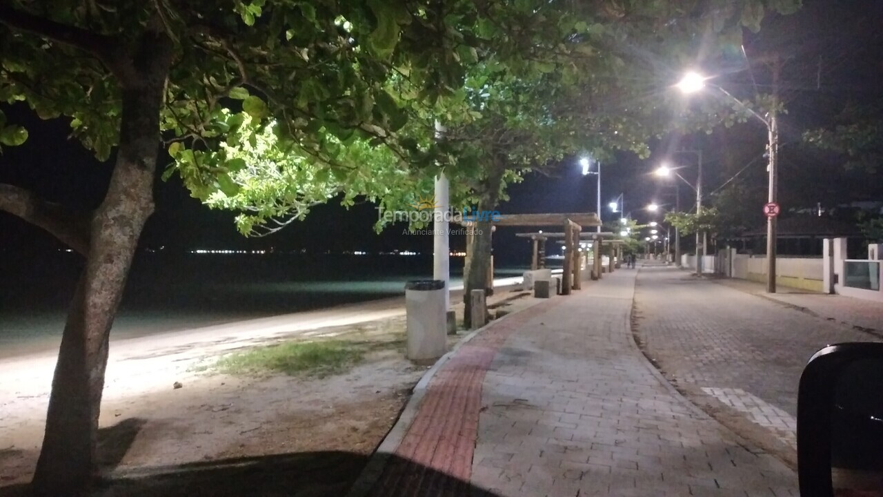 Apartment for vacation rental in Palhoça (Praia de Fora)