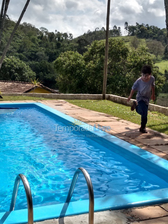 Chácara / sítio para aluguel de temporada em Nazaré Paulista (Cuiabá)