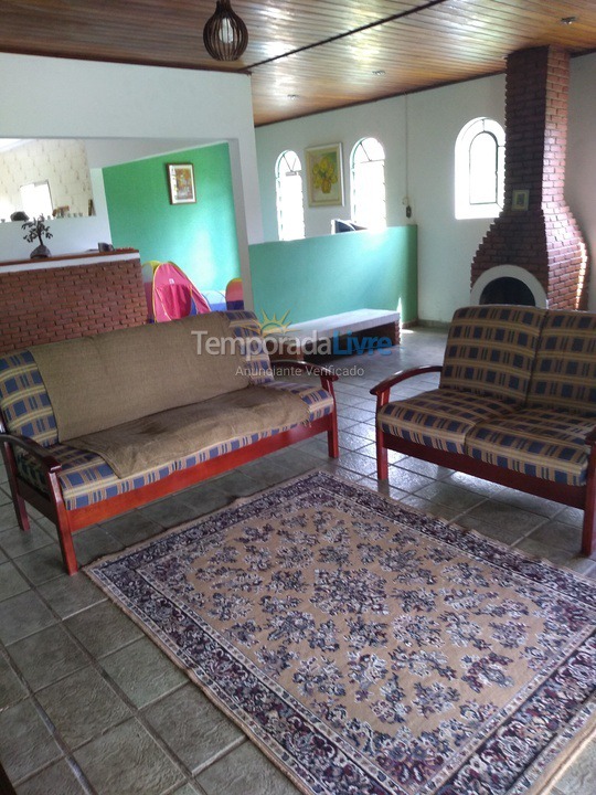 Chácara / sítio para aluguel de temporada em Nazaré Paulista (Cuiabá)