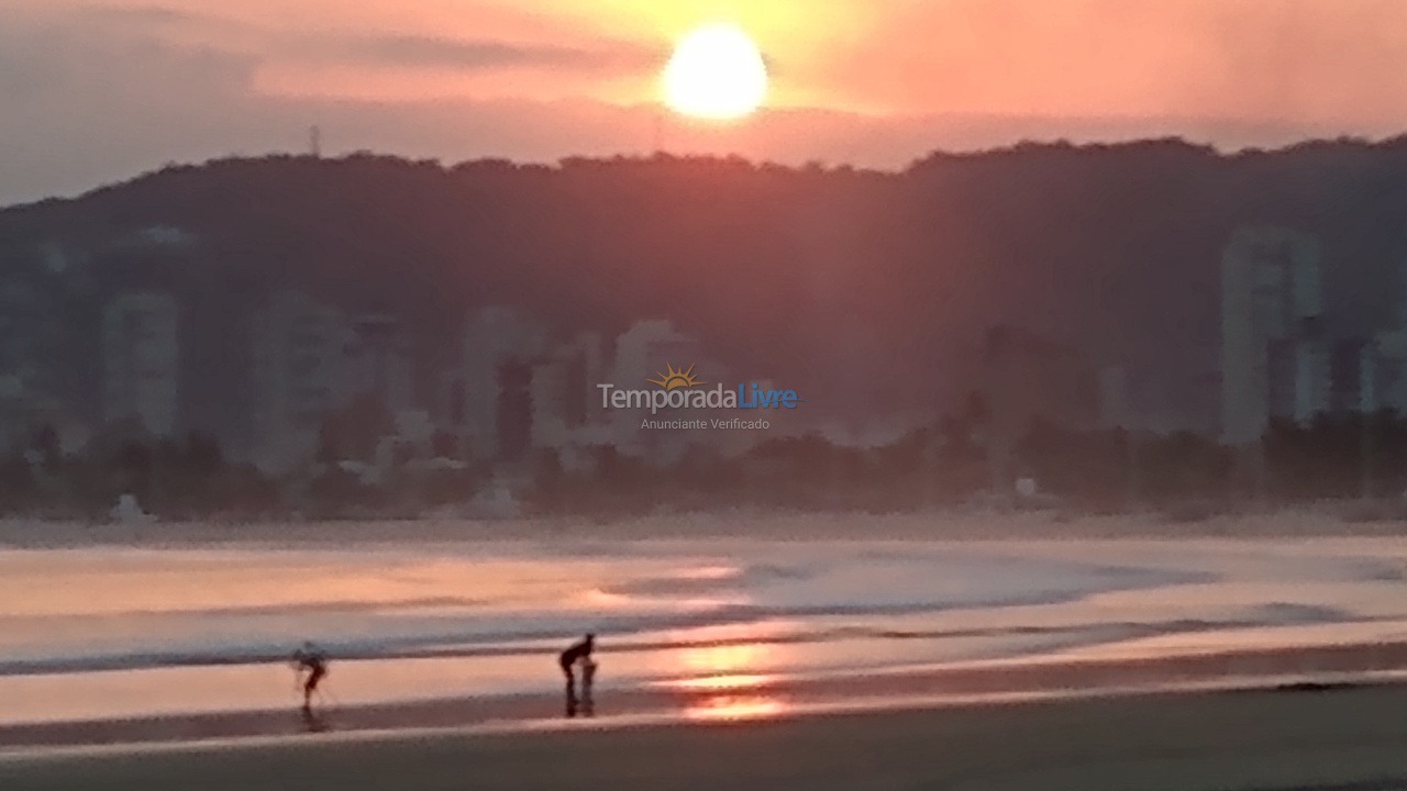 Apartment for vacation rental in Guarujá (Enseada)