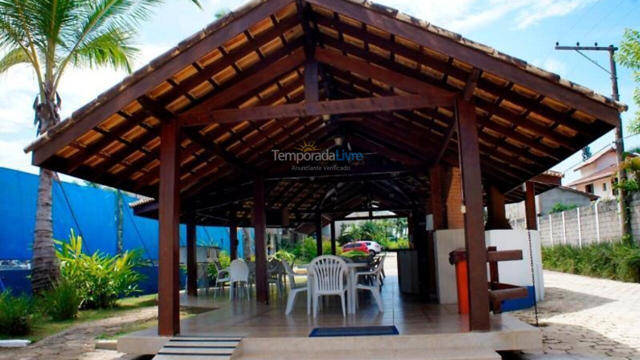 Apartamento para aluguel de temporada em Ubatuba (Praia das Toninhas)