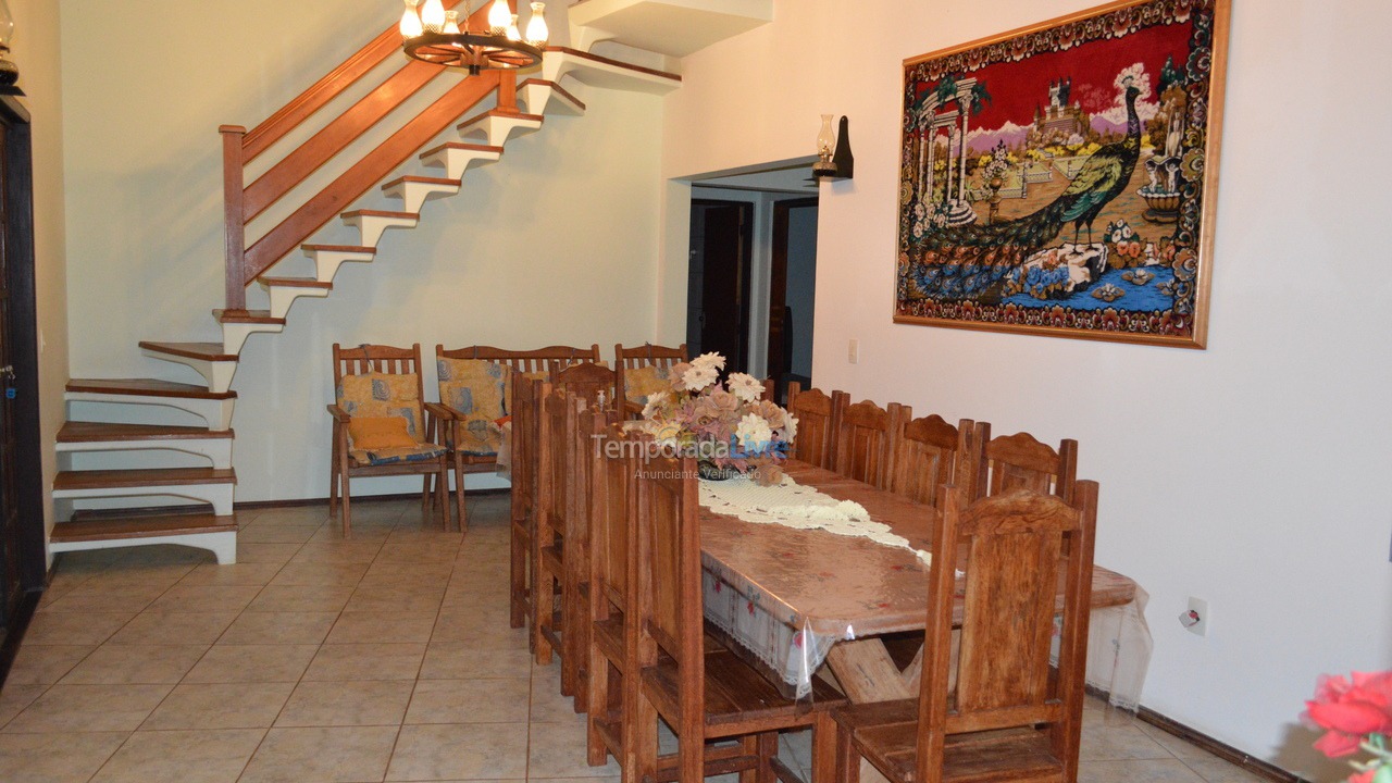 Chácara / sítio para aluguel de temporada em Guararema (Itapeti)