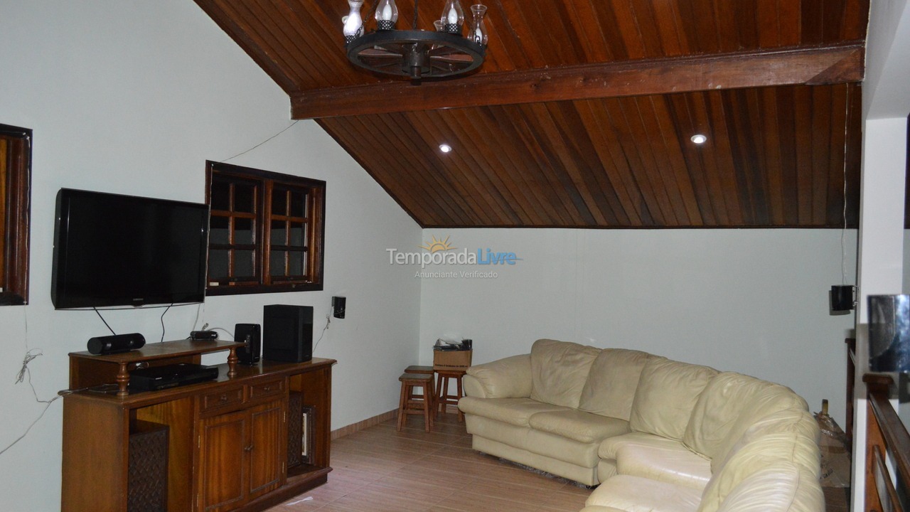 Chácara / sítio para aluguel de temporada em Guararema (Itapeti)