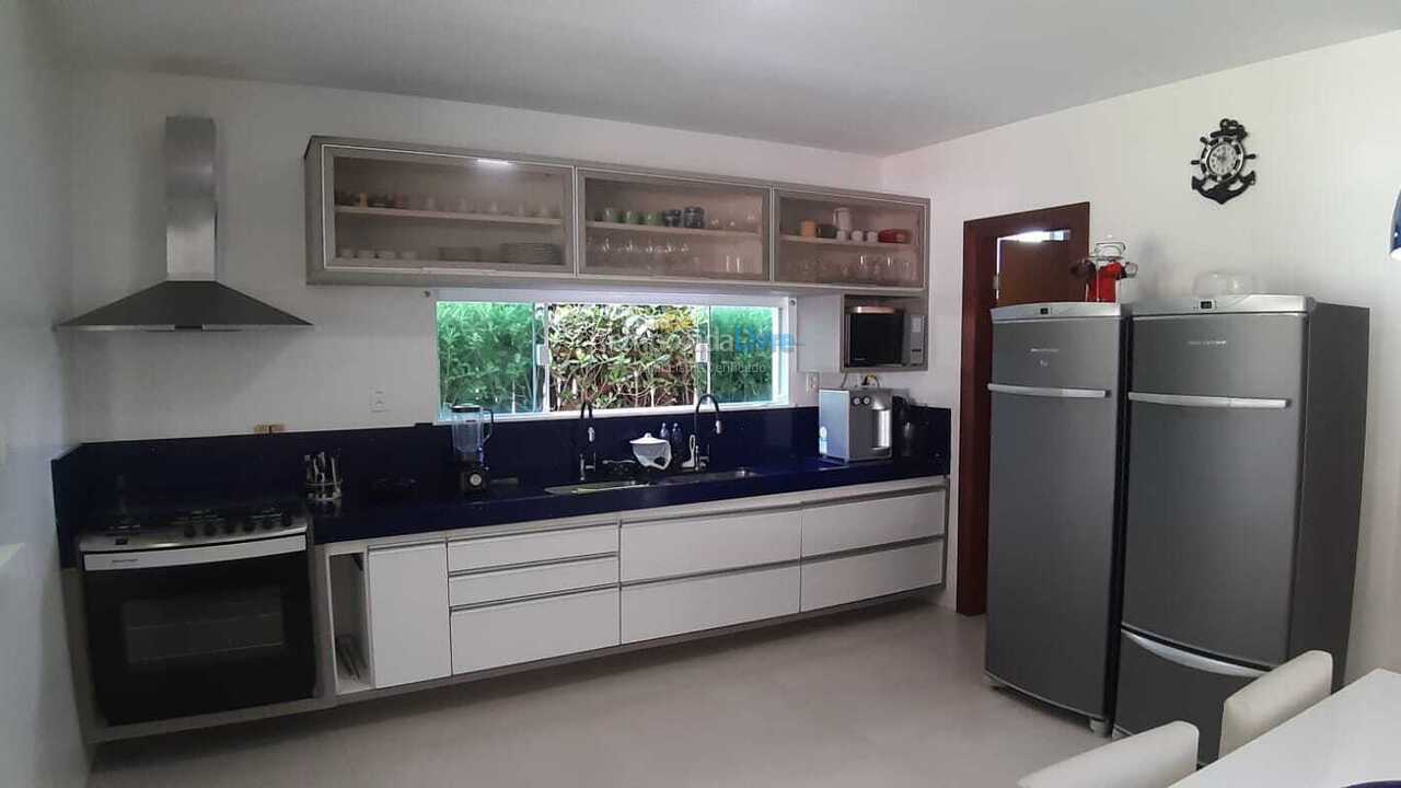 Casa para alquiler de vacaciones em Camaçari (Praia de Guarajuba)