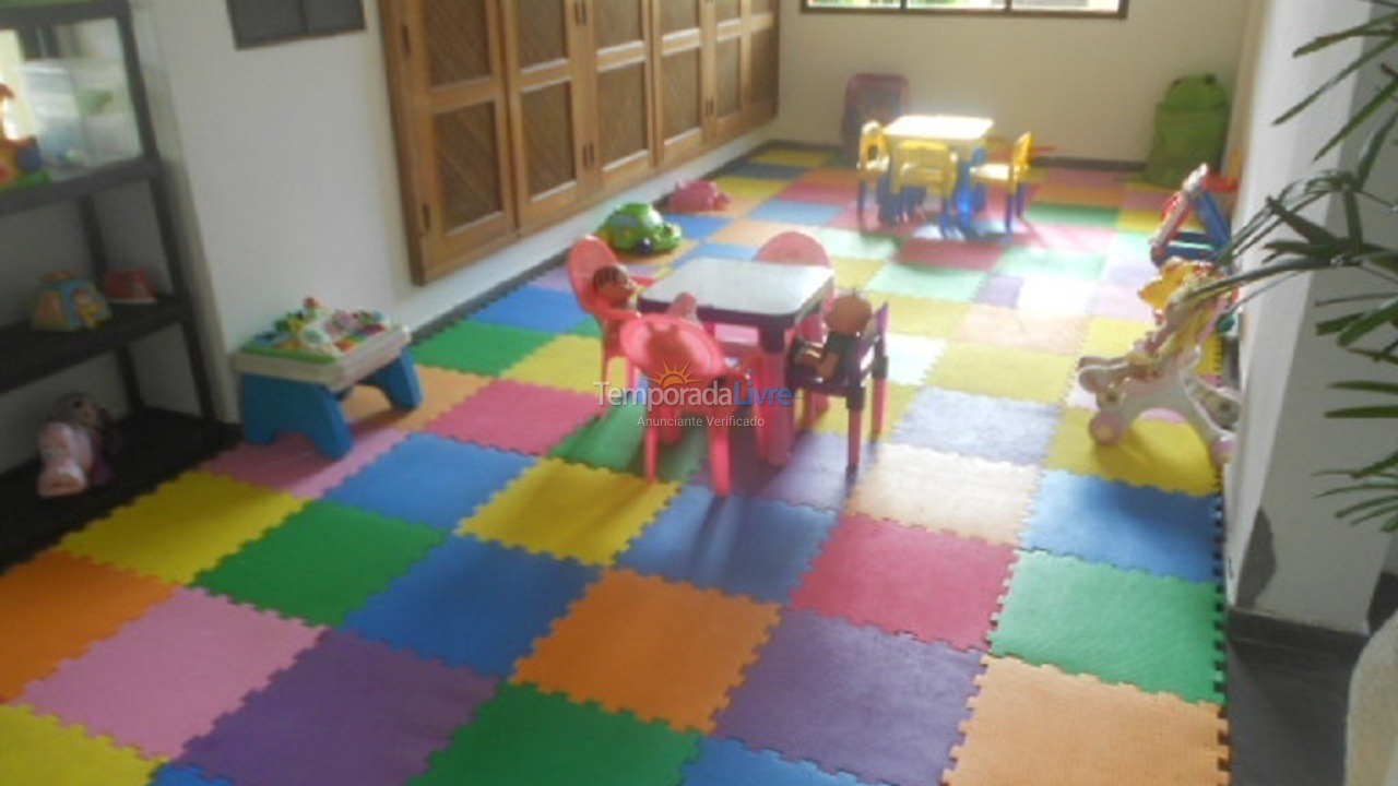 Apartment for vacation rental in Caraguatatuba (Martim de Sá)