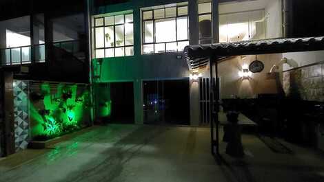 Alugo casa na praia frente do mar Guarapari Setiba Piscina Sauna Spar