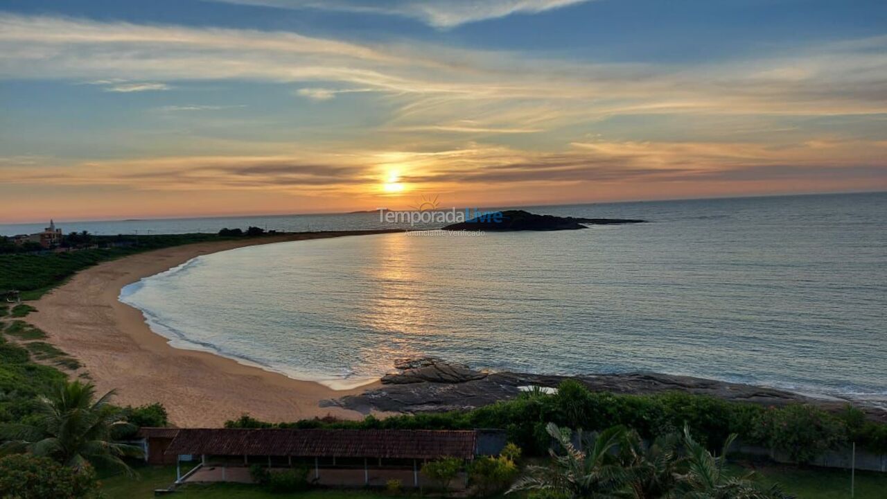 Casa para aluguel de temporada em Guarapari (Setiba)