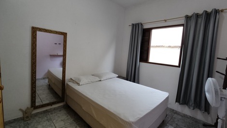 SPACIOUS 3 BEDROOM HOUSE ON THE COVE 500 METERS FROM THE BEACH