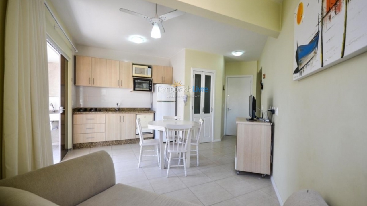 Apartment for vacation rental in Bombinhas (Praia de Bombinhas)