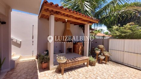 Comfortable house for 8 people 60 meters from the sea!