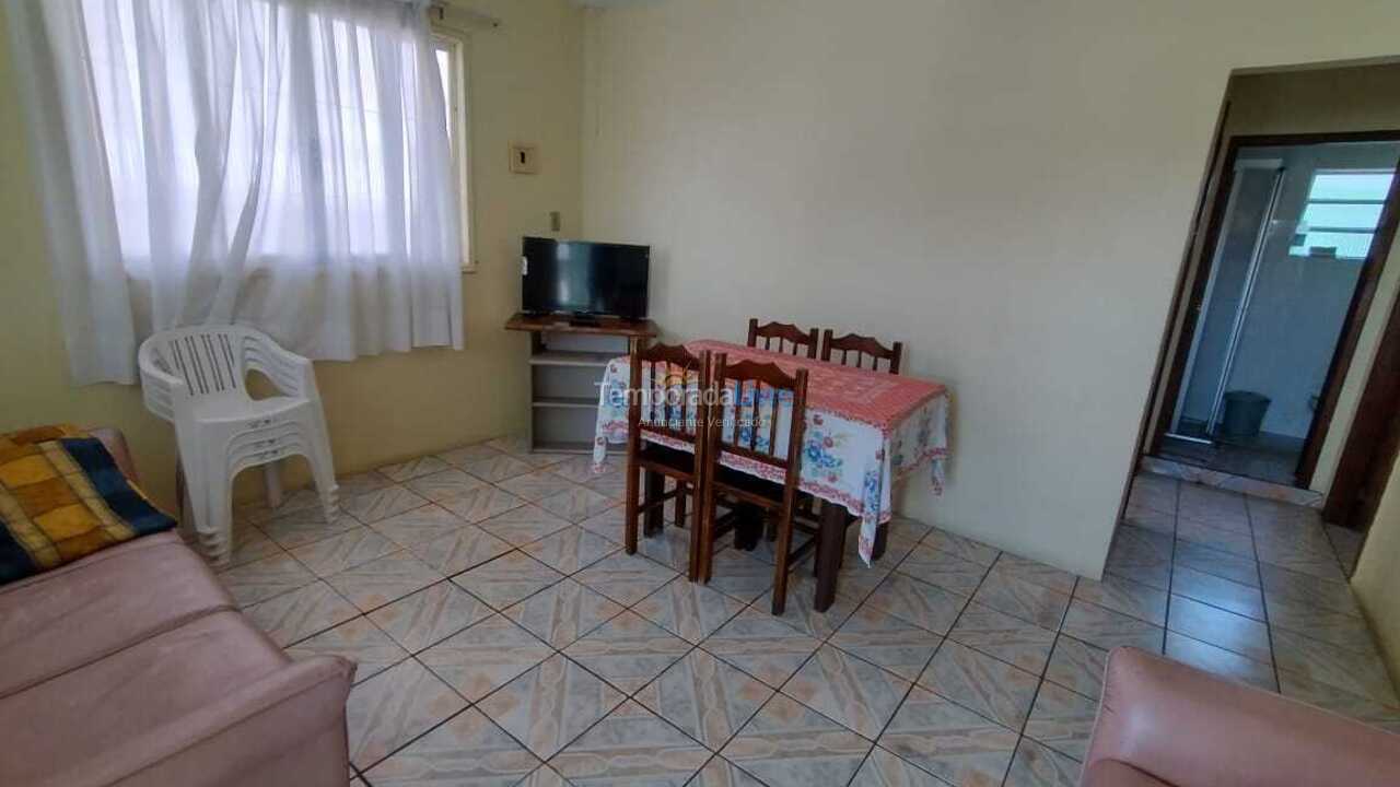 Apartamento para alquiler de vacaciones em São Francisco do Sul (Enseada)