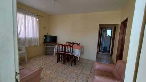 Apto 2 dormitorios, 1 bw, 50m del mar, balcón con barbacoa