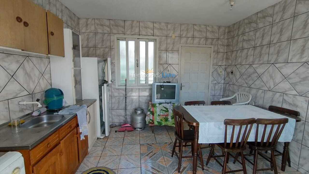 Apartment for vacation rental in São Francisco do Sul (Enseada)