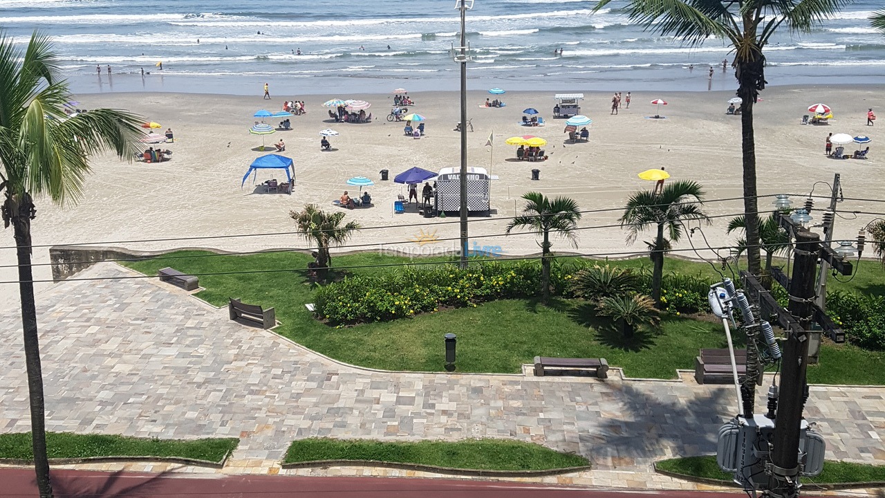 Apartamento para aluguel de temporada em Praia Grande (Praia do Caiçara)