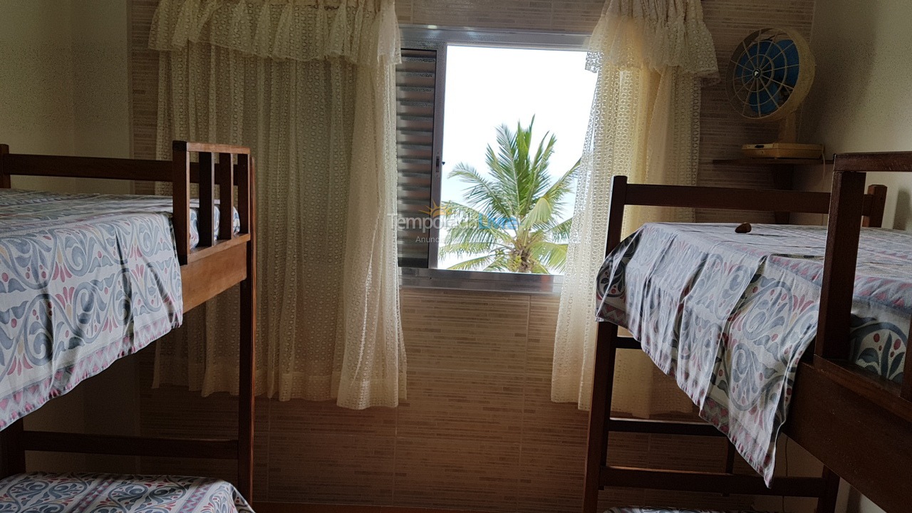 Apartamento para aluguel de temporada em Praia Grande (Praia do Caiçara)