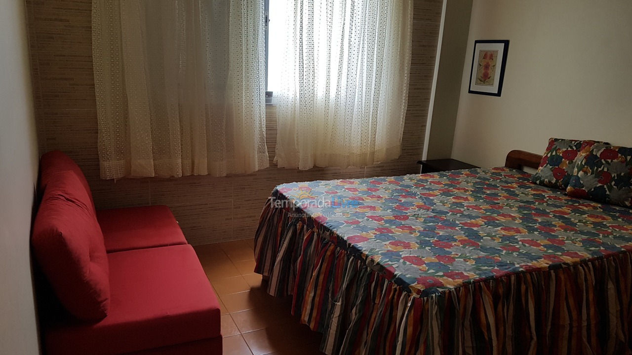 Apartamento para aluguel de temporada em Praia Grande (Praia do Caiçara)