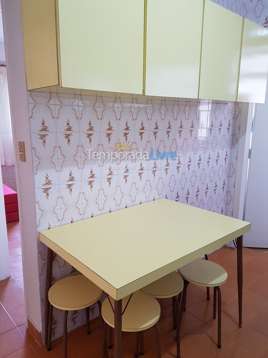 Apartamento para aluguel de temporada em Praia Grande (Praia do Caiçara)