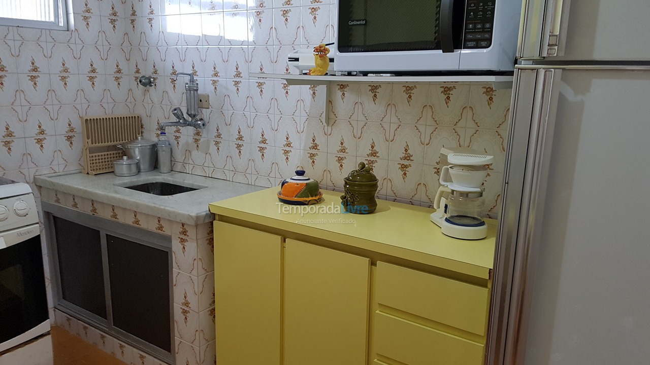 Apartamento para aluguel de temporada em Praia Grande (Praia do Caiçara)