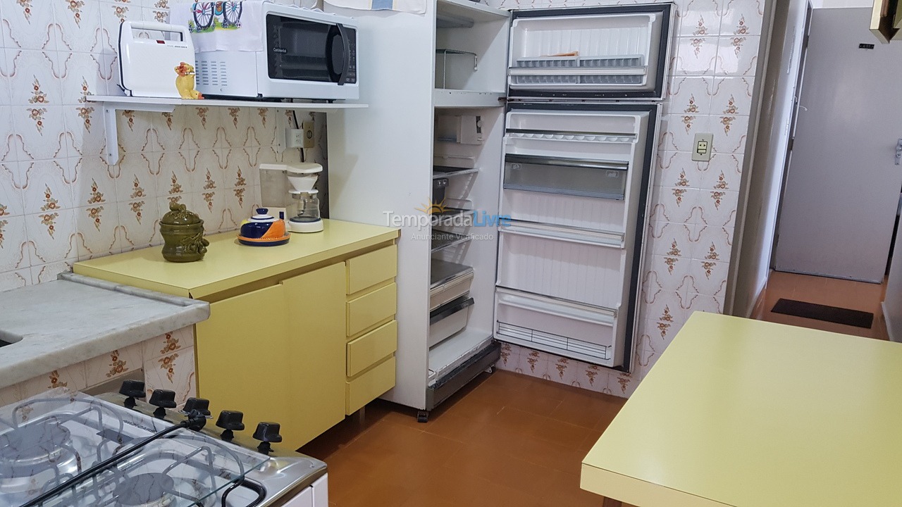 Apartamento para aluguel de temporada em Praia Grande (Praia do Caiçara)