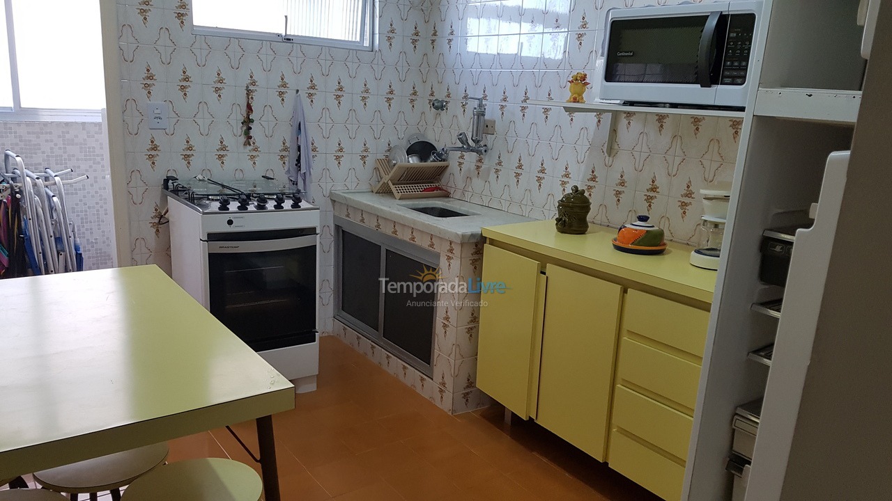Apartamento para aluguel de temporada em Praia Grande (Praia do Caiçara)