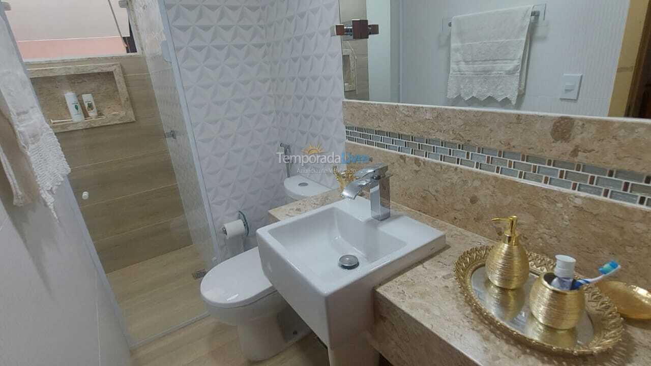 Casa para aluguel de temporada em Guarapari (Setiba)