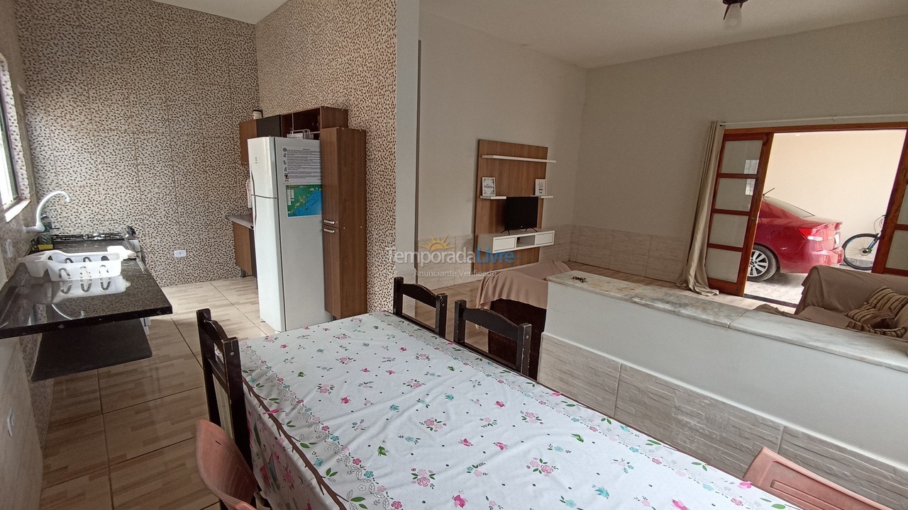 House for vacation rental in Ubatuba (Jardim Carolina)