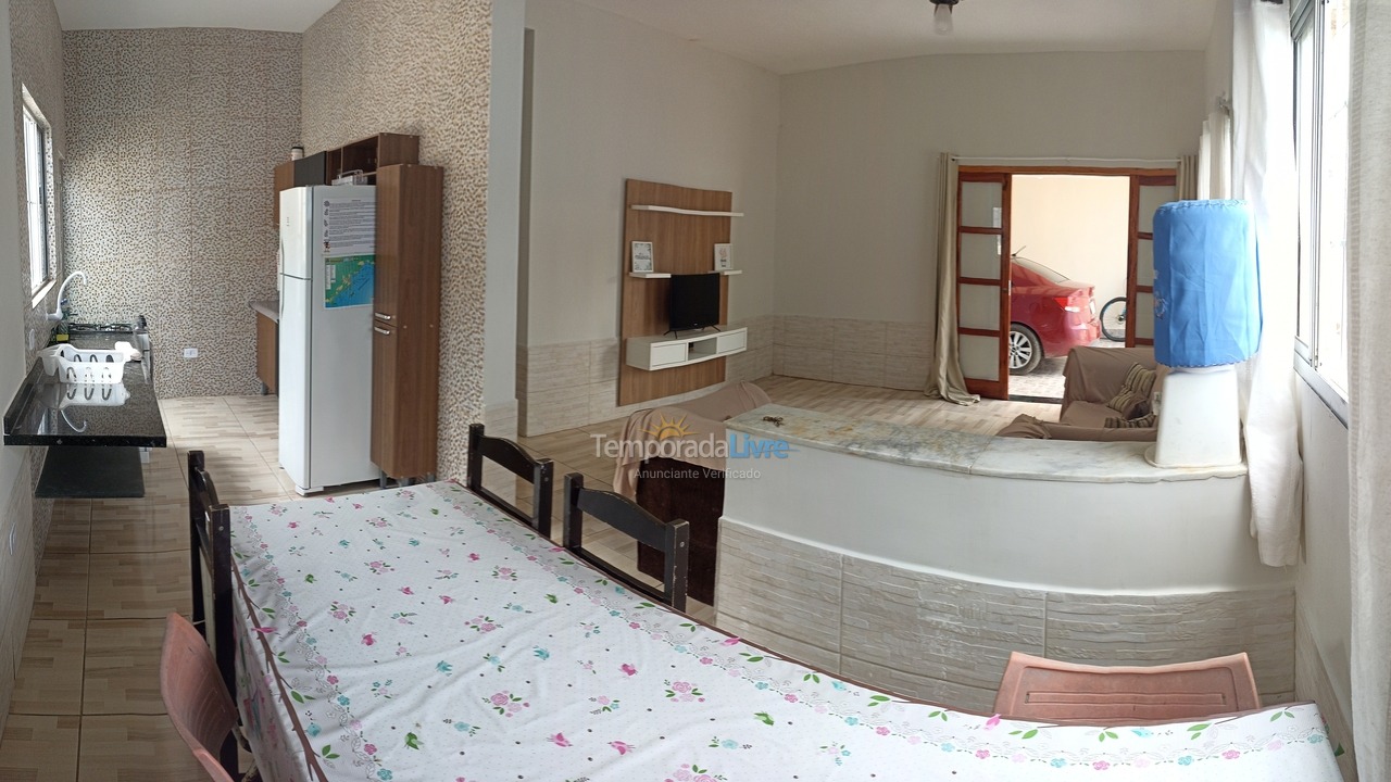 House for vacation rental in Ubatuba (Jardim Carolina)