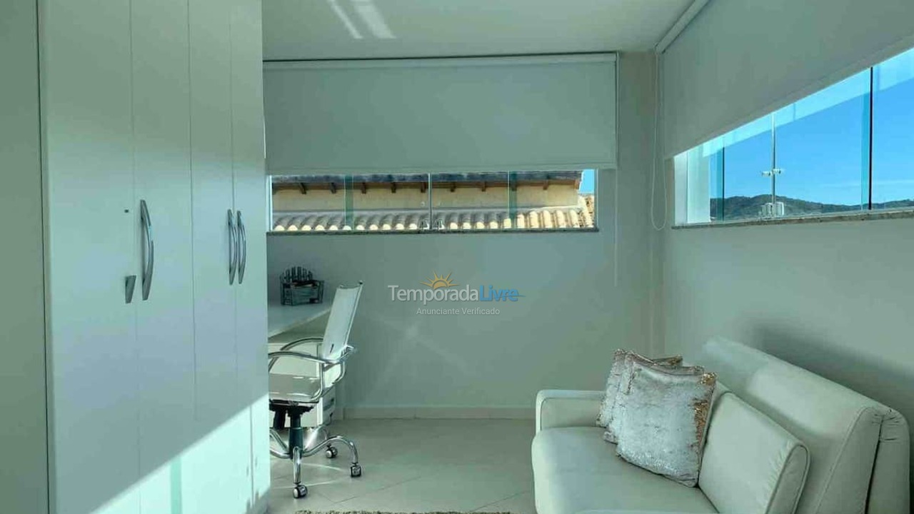 Casa para alquiler de vacaciones em Armação dos Búzios (Vila Luiza)