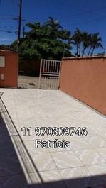 Casa a 200 metros da praia... Em Itanhaém!!! Do portão já vê O Mar!🌞