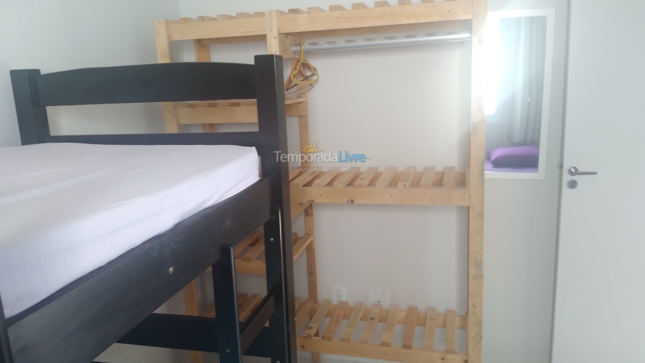Apartamento para aluguel de temporada em Caraguatatuba (Martim de Sá)