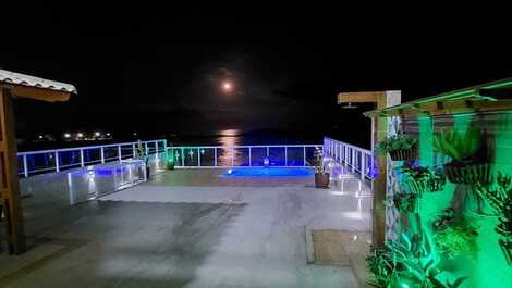 Alugo casa na praia frente do mar Guarapari Setiba Piscina Sauna Spar