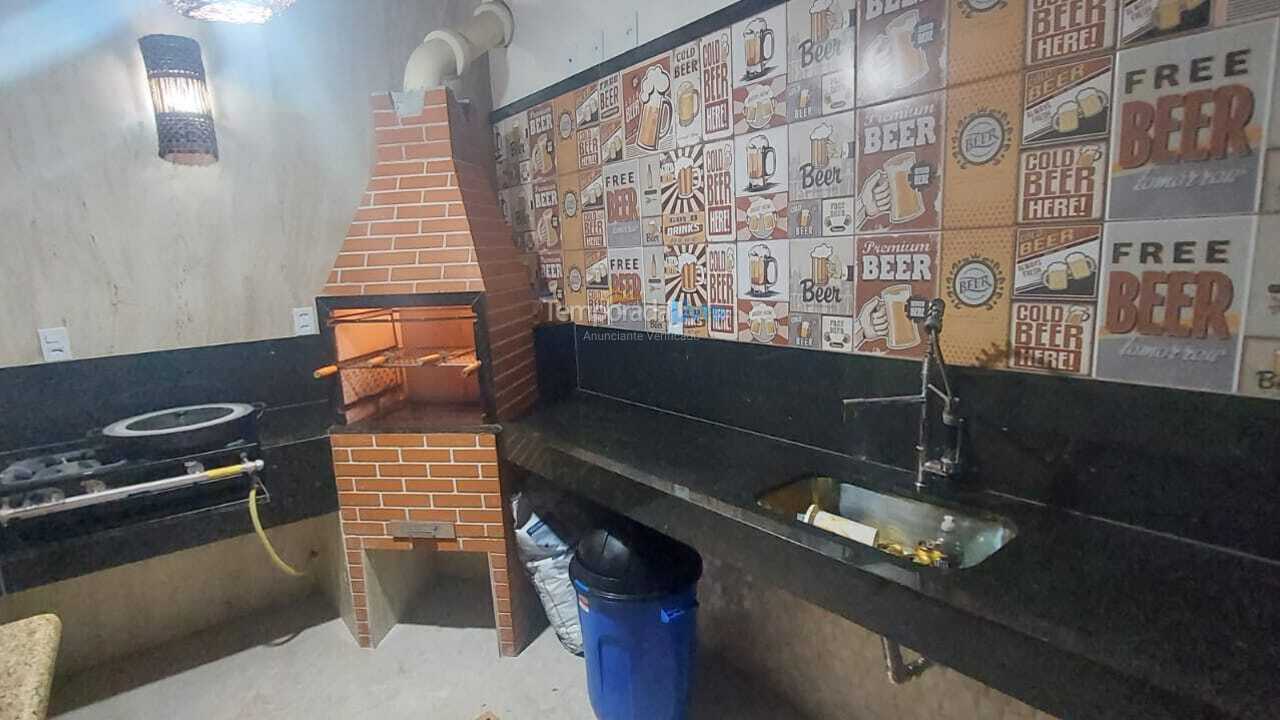 Casa para aluguel de temporada em Guarapari (Setiba)