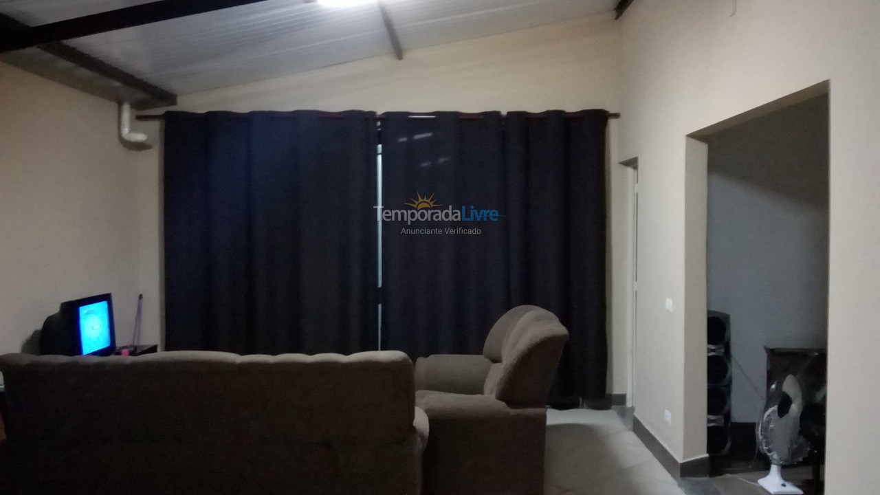 Casa para aluguel de temporada em Charqueada (Cidade Jardim)