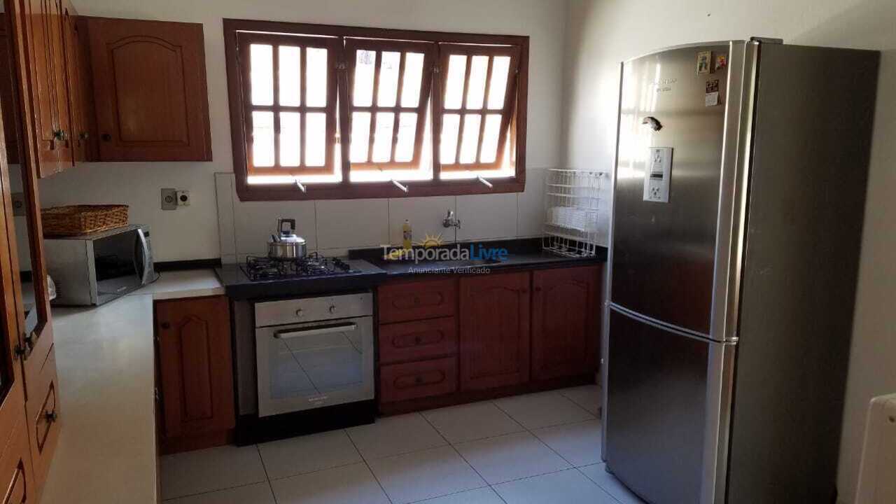 Casa para aluguel de temporada em Florianópolis (Cachoeira do Bom Jesus)