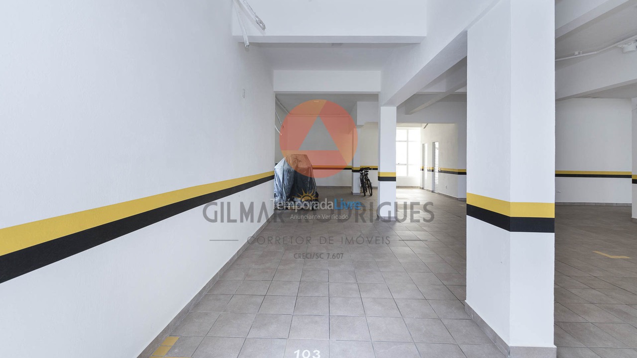 Apartamento para aluguel de temporada em Bombinhas (Canto Grande)