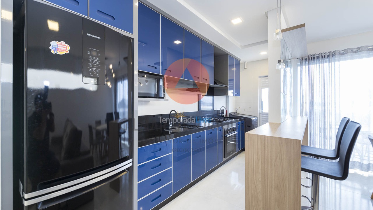 Apartamento para aluguel de temporada em Bombinhas (Canto Grande)